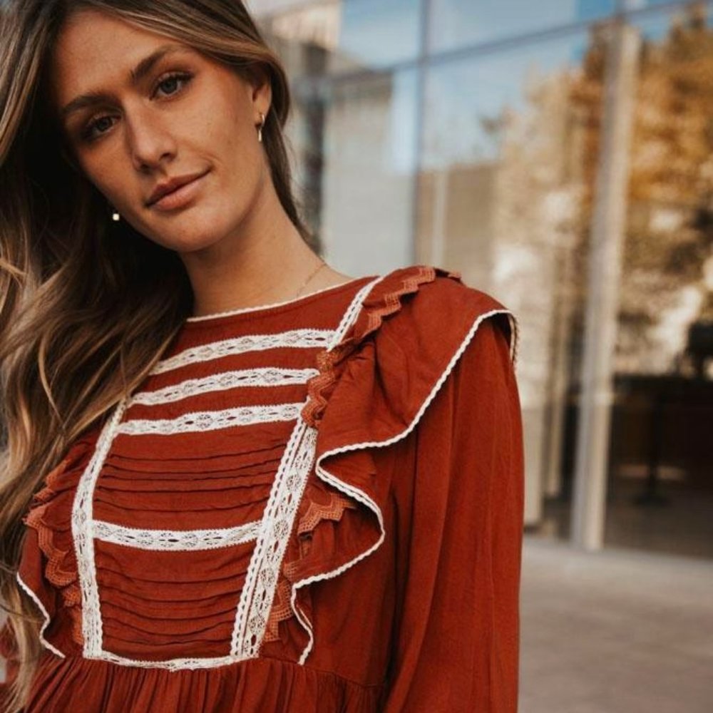 Ruffle + Lace Blouse in Brick